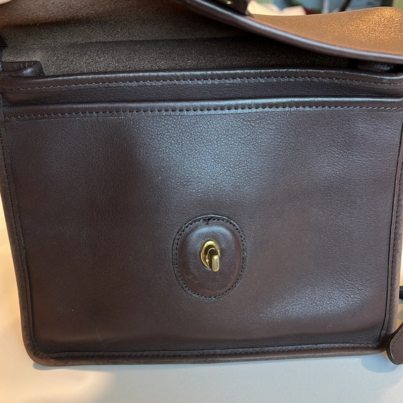 Coach - vintage WILLIS leather crossbody, dark mahogany - Picture 7 of 15